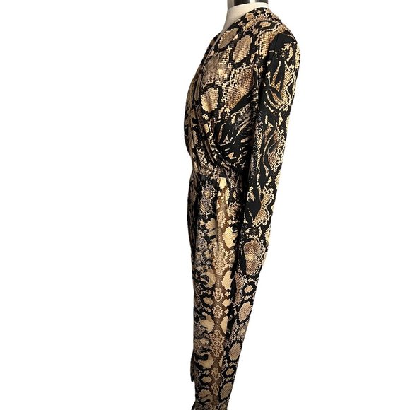 Venus woman’s small snake print romper elastic waist pockets straight leg - Picture 5 of 13